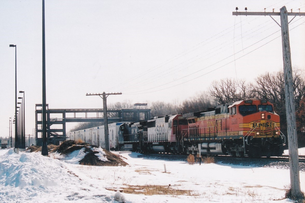 BNSF 5200 West